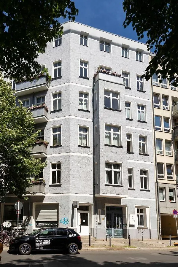 Homaris - Apartment Kollwitzkiez Berlin Germany